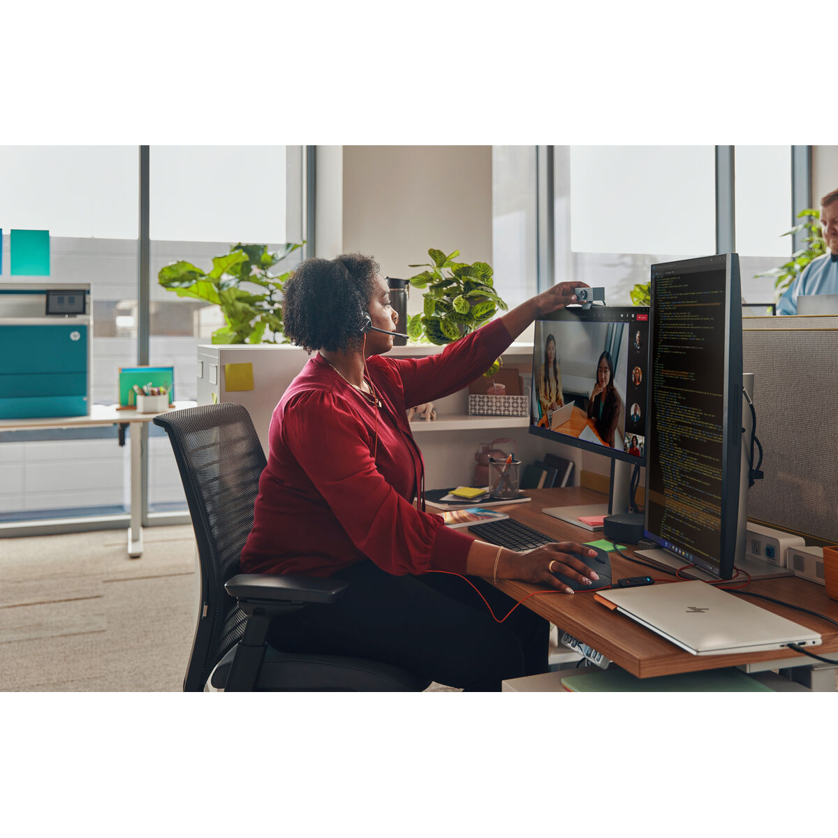 V5HA14121B0AC828DDC9DB1C38BFEB1E54CR5870894P6