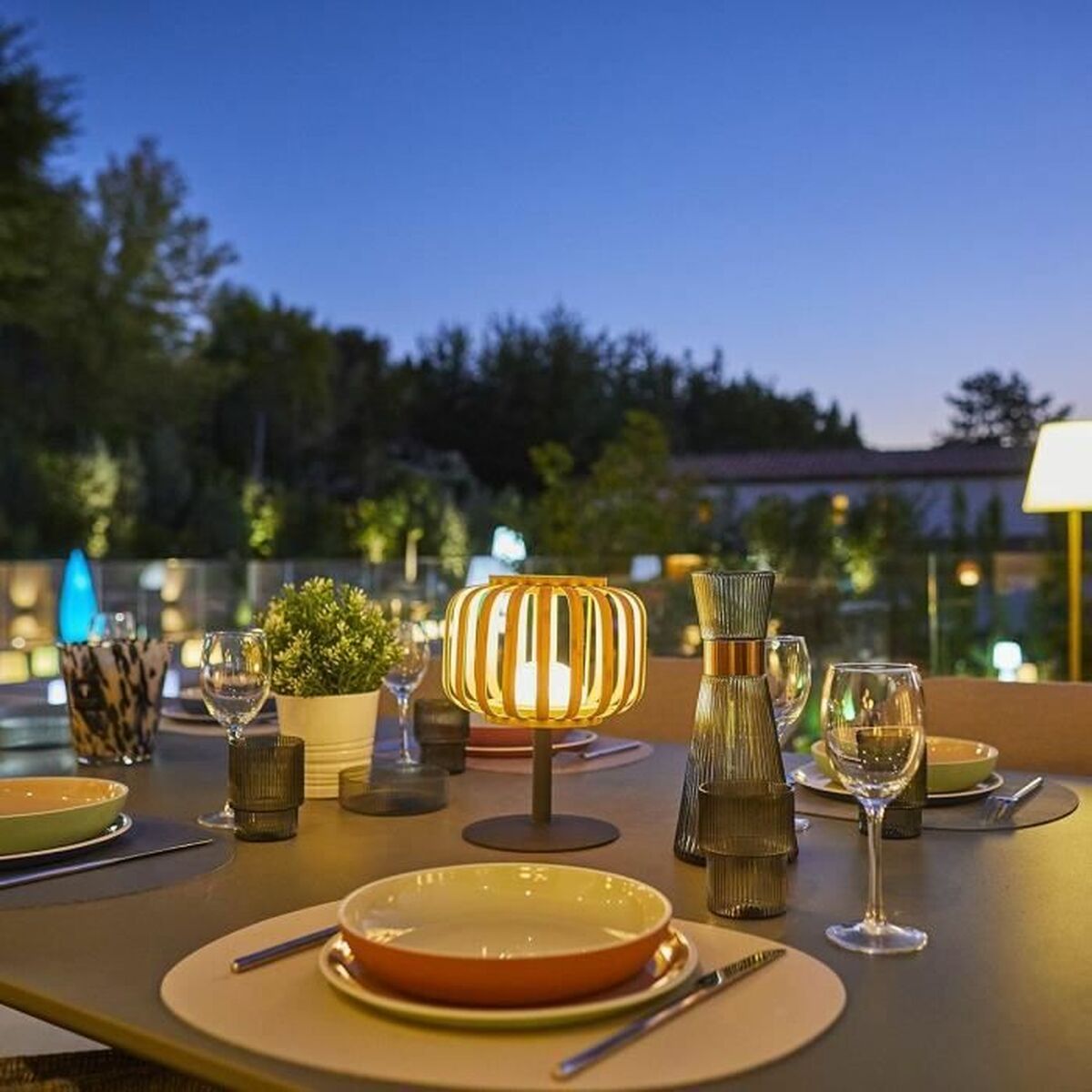 V9H077E47AA8FC4922BDA23F3FA0A220369R7310872P4