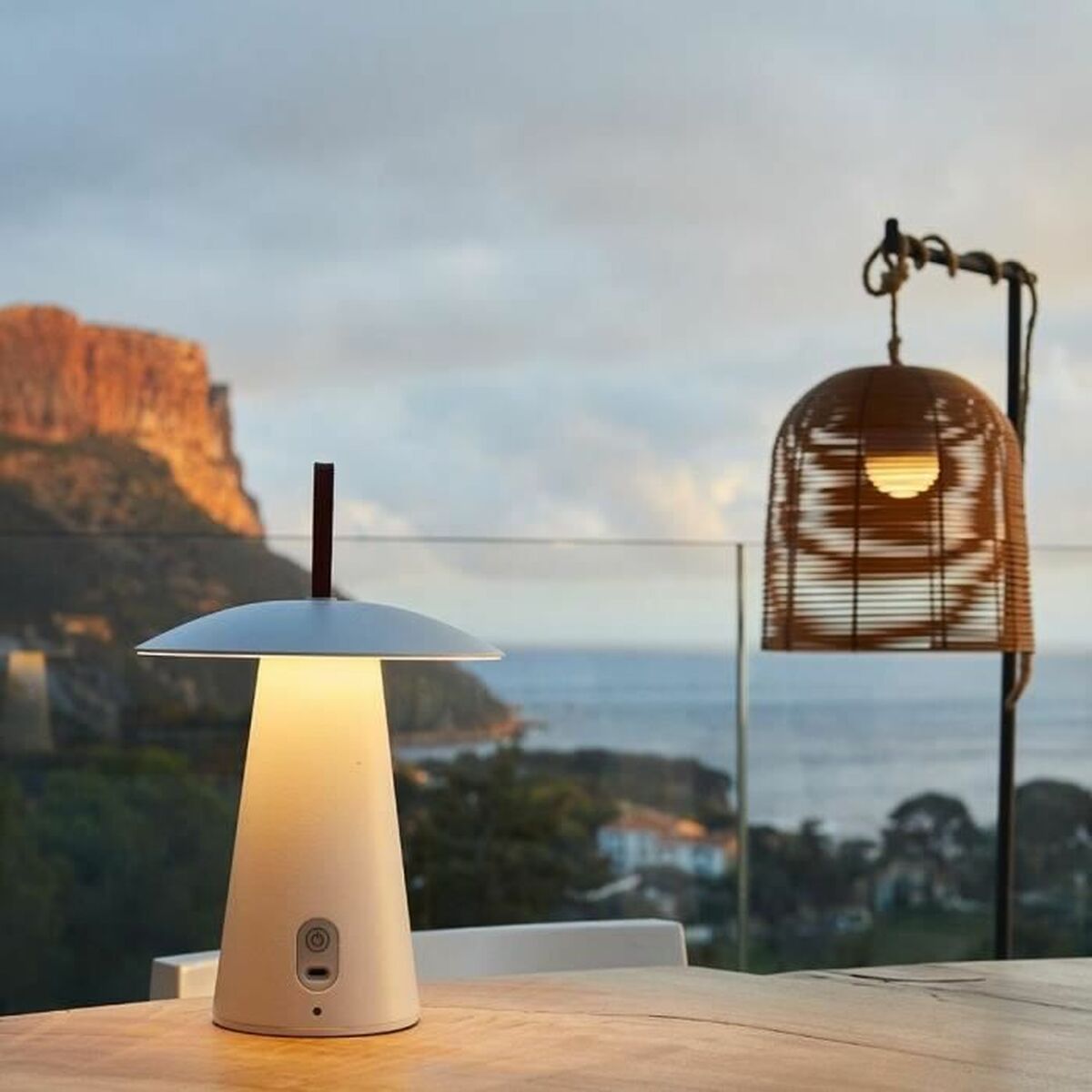 V6HD7CA5C005888548F9A56007F2CE6FB15R7343350P5