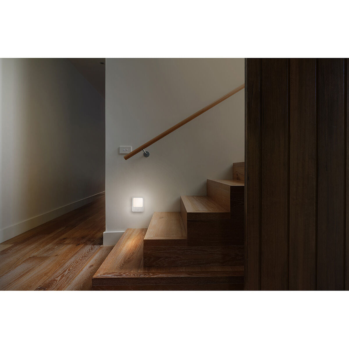 V4H70248CBC4D0F1D9C86F2EEB40A351F33R6068129P5