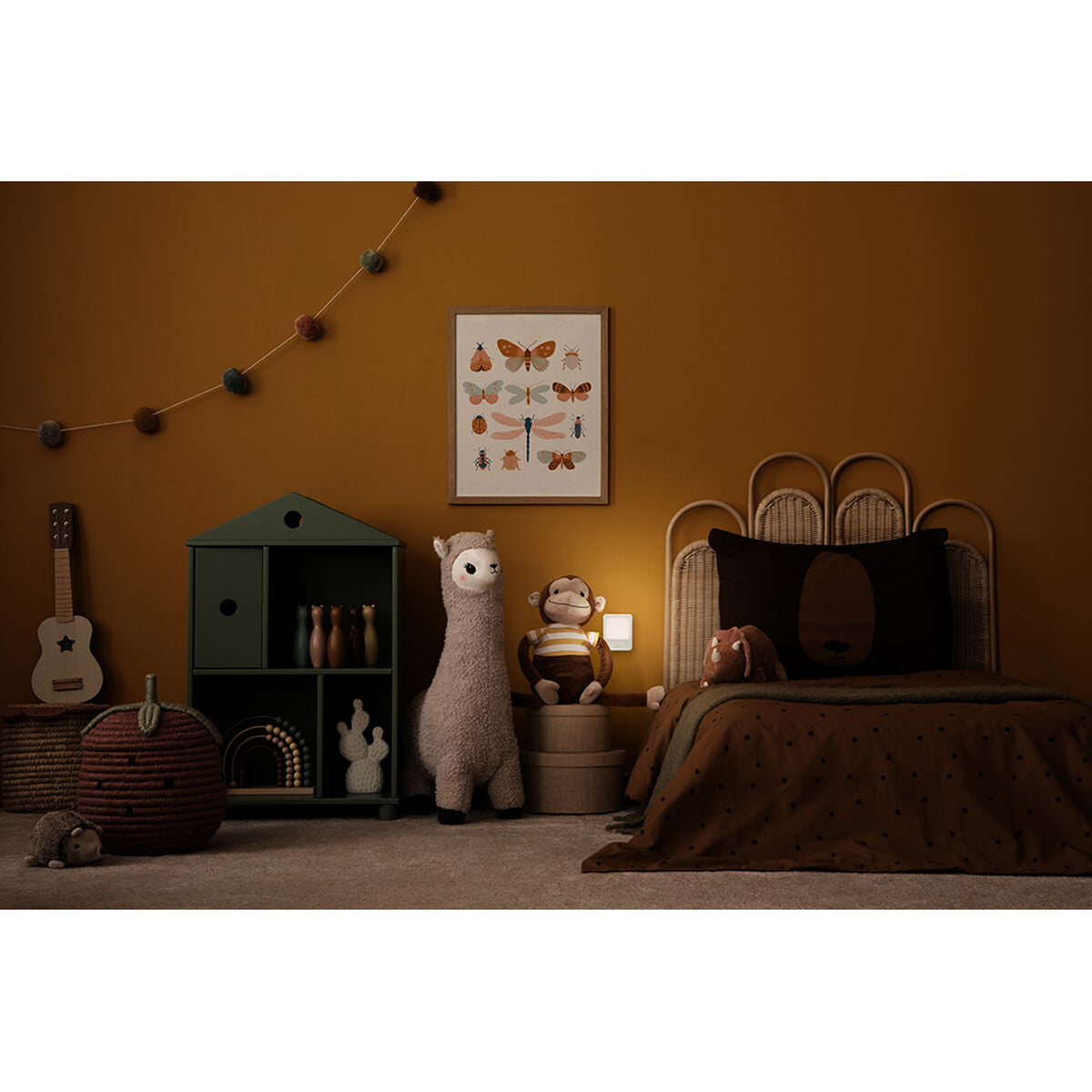 V4H131833868686261F0F150A349F929437R6068132P6