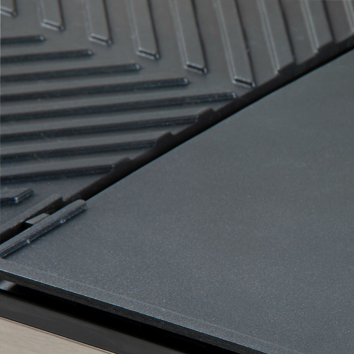 V3HCB0AF60AB5FFFF4DDFB09E1DFC1A6D3DR7055856P10