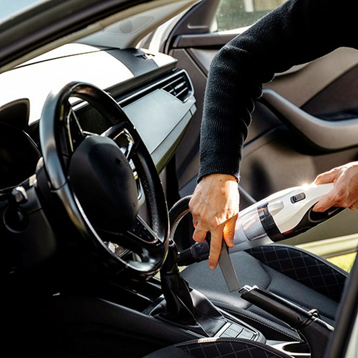 V5H22330EB28EDB67A3A56398152B5227D7R6511361P6