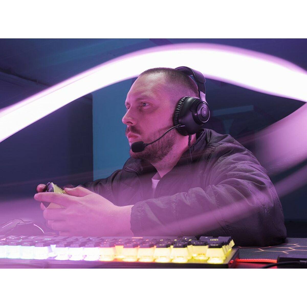 V5H44654C4FAC749FED53968FFC82B0FDC2R5850363P2