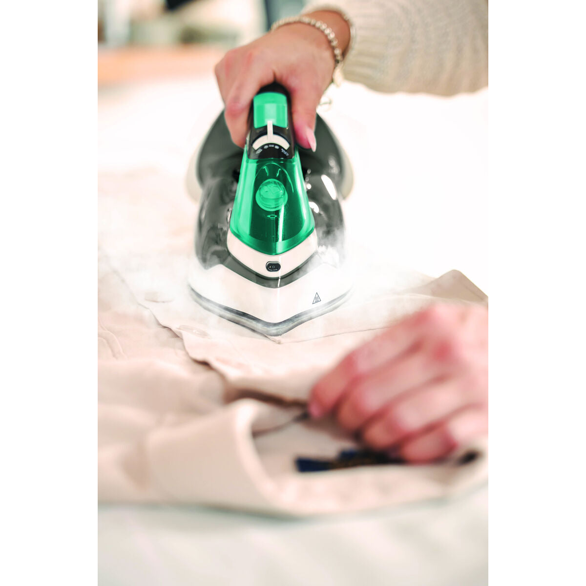 V3H2352A86C63358A593F3A28C03172A66BR7303436P7