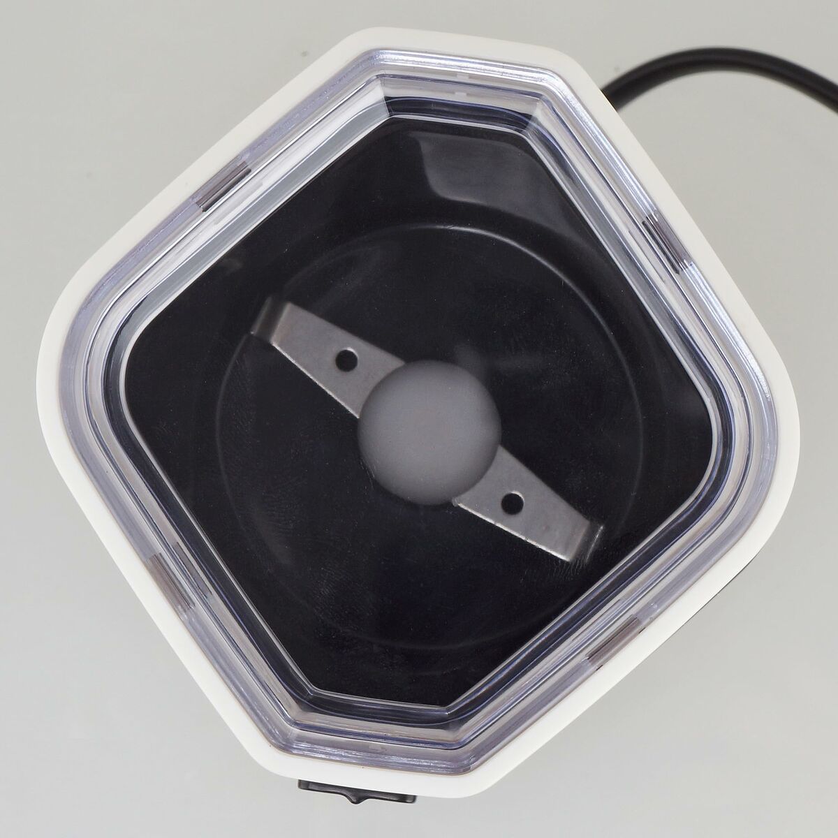 V7H7ADB5884B7C220D0D9BB4DF1B27AD133R6556579P7