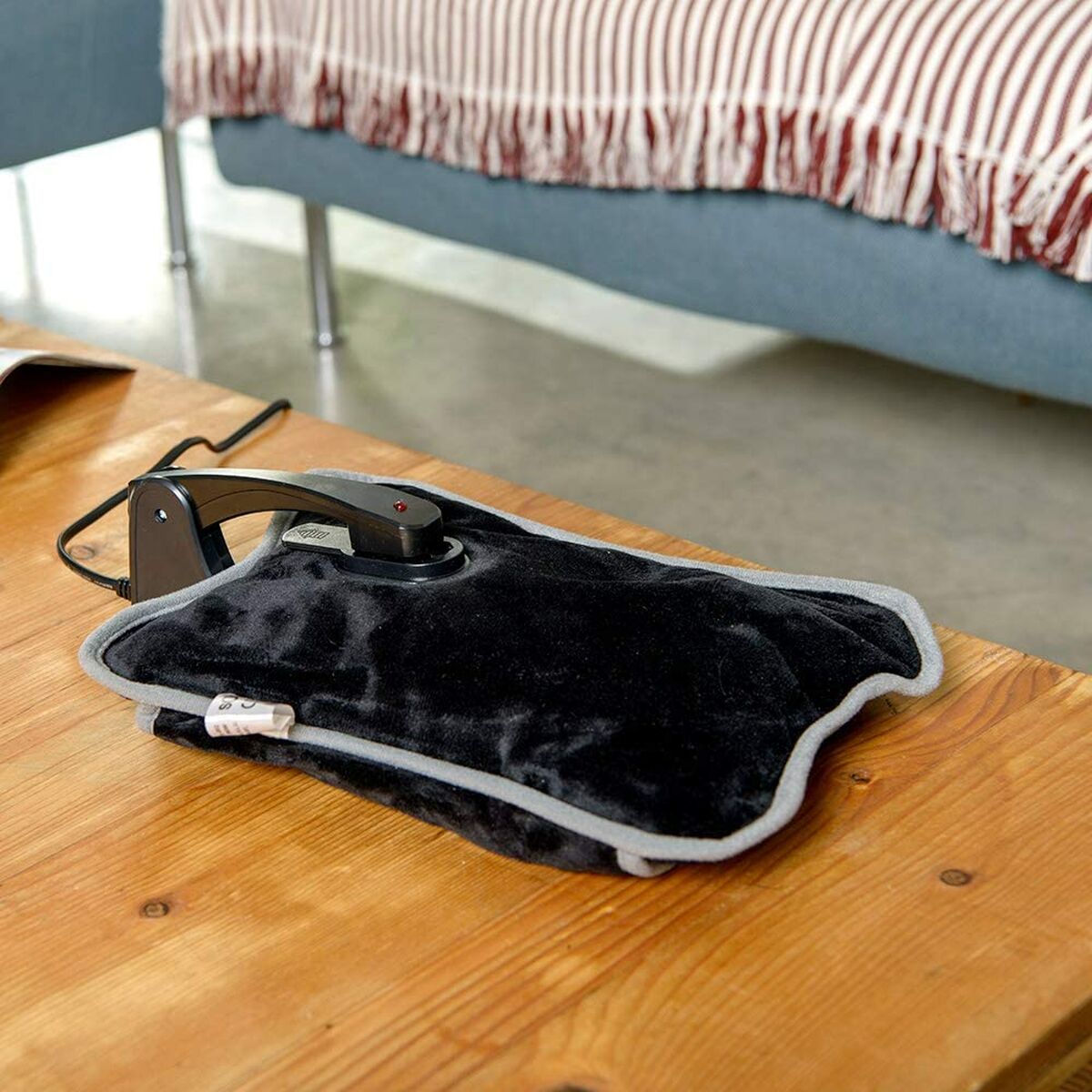 V7H4385DFFD5ED370D691E6A5B25B40F28BR7389270P6