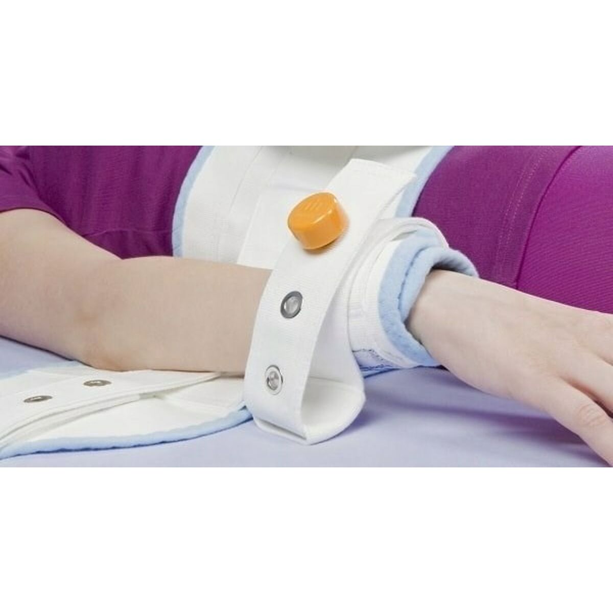 V5H3E3EBF8D59A926E6B9F8C570642B479BR5172856P2